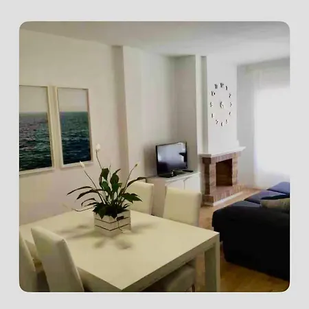 Marina Pool Apartment *